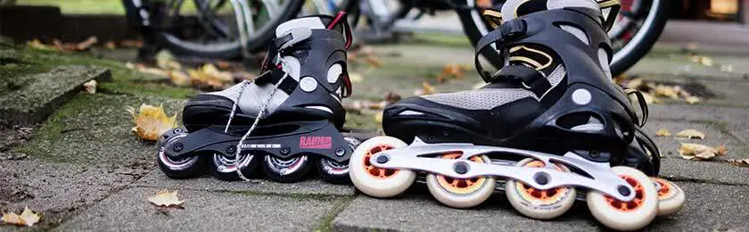 bild inliner oder skateboarder im strassenverkehr 1