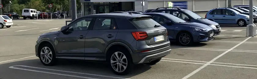 Read more about the article Straf­zettel auf dem Supermarktparkplatz