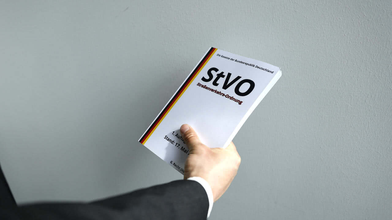 Read more about the article Straßen­ver­kehrs­recht